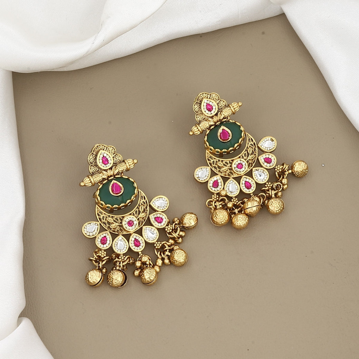 Traditional Gold-Plated Enamel & Stone Choker Necklace Set