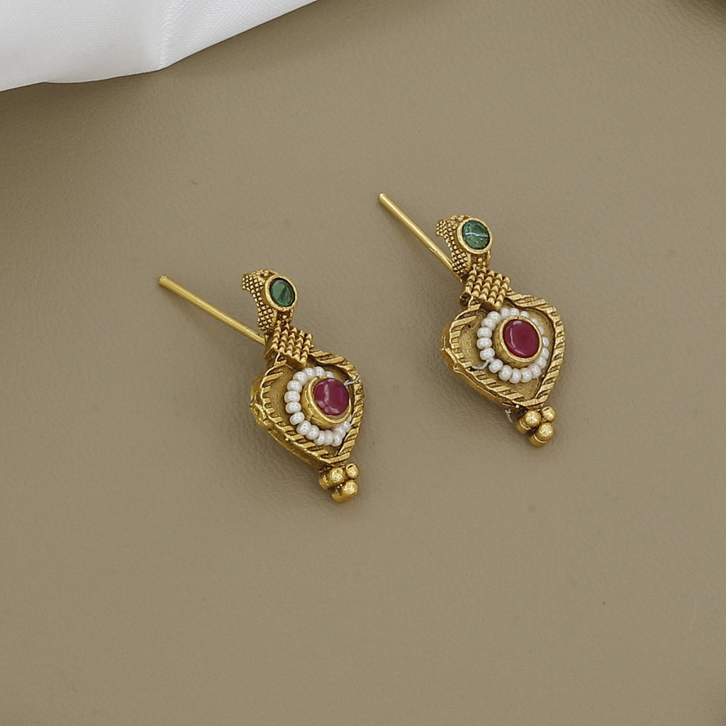 Elegant Antique Necklace Set with Heart-Shaped Motifs
