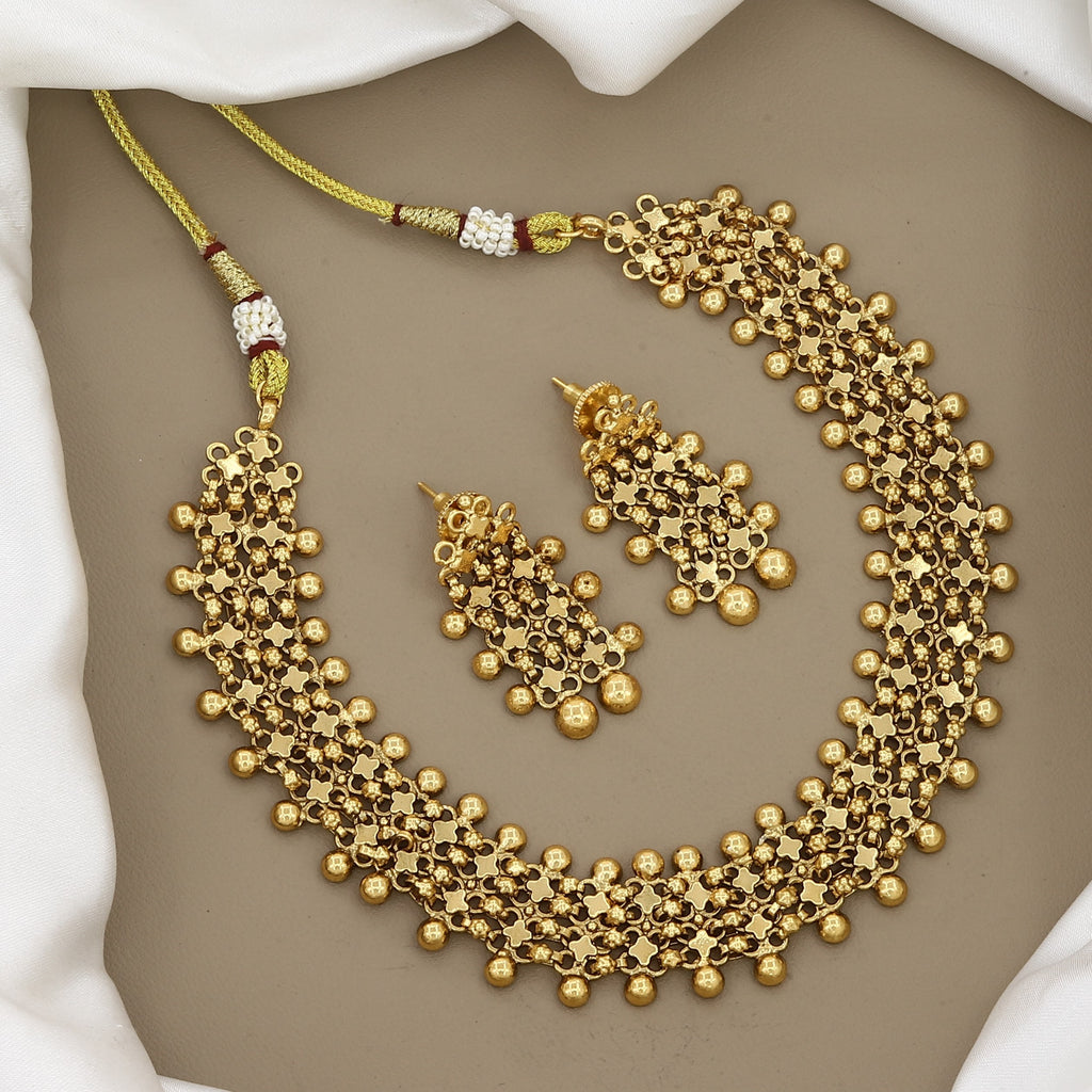 Traditional Gold-Plated Intricate Cluster Choker Necklace Set