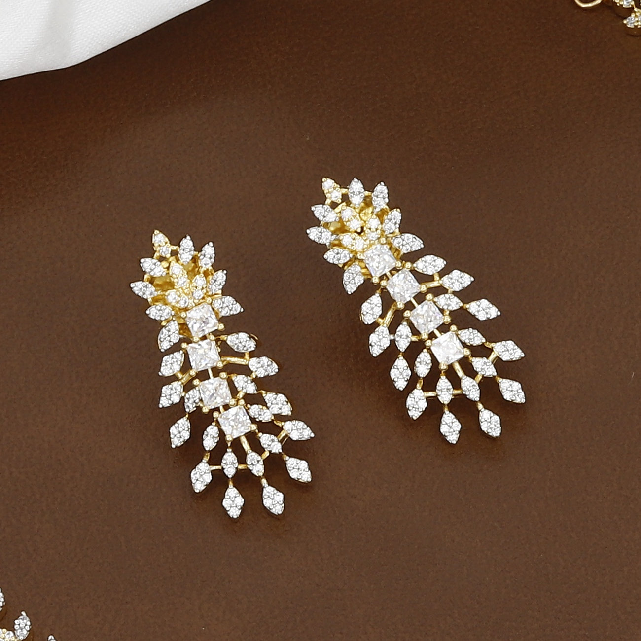 Gold-polished American Diamond Leaf Necklace Set