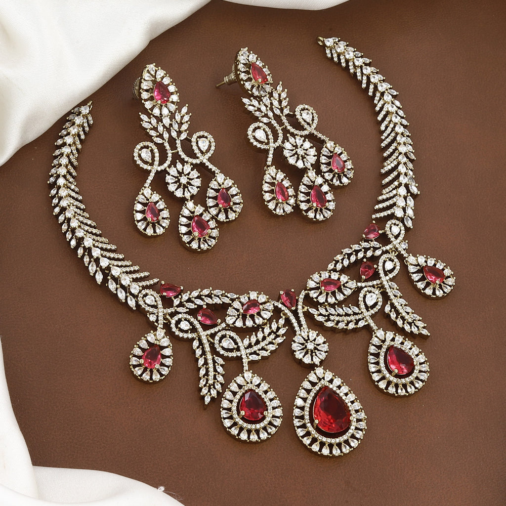 Glittering Emerald & Crystal Statement Diamond Necklace Set