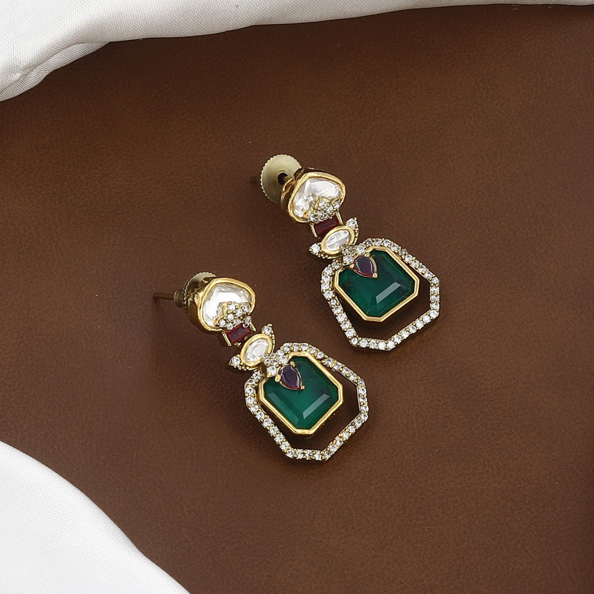 Geometric Emerald & Polki Wedding Necklace Set