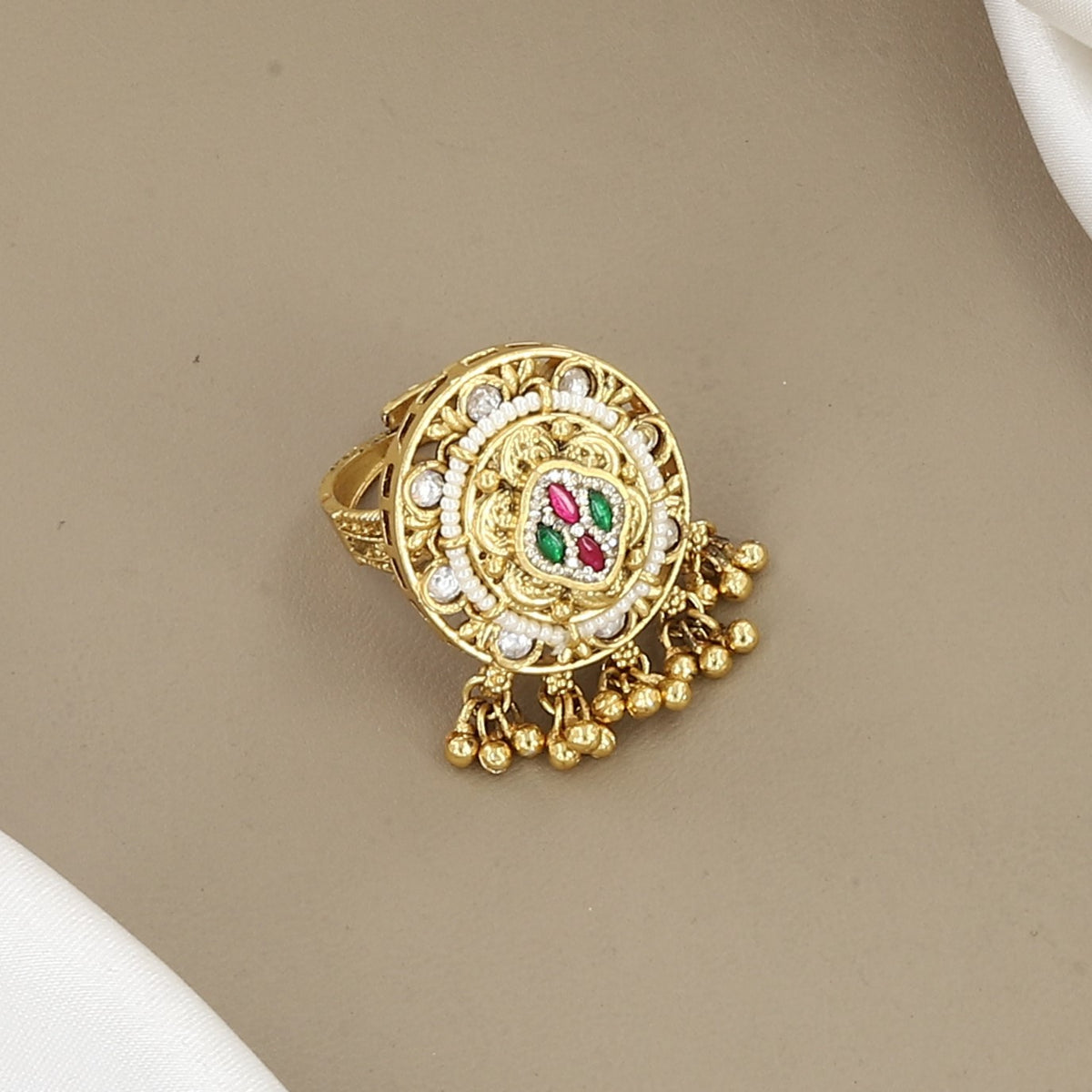 Antique Gold Round Kundan Ring with Ruby & Emerald Stones