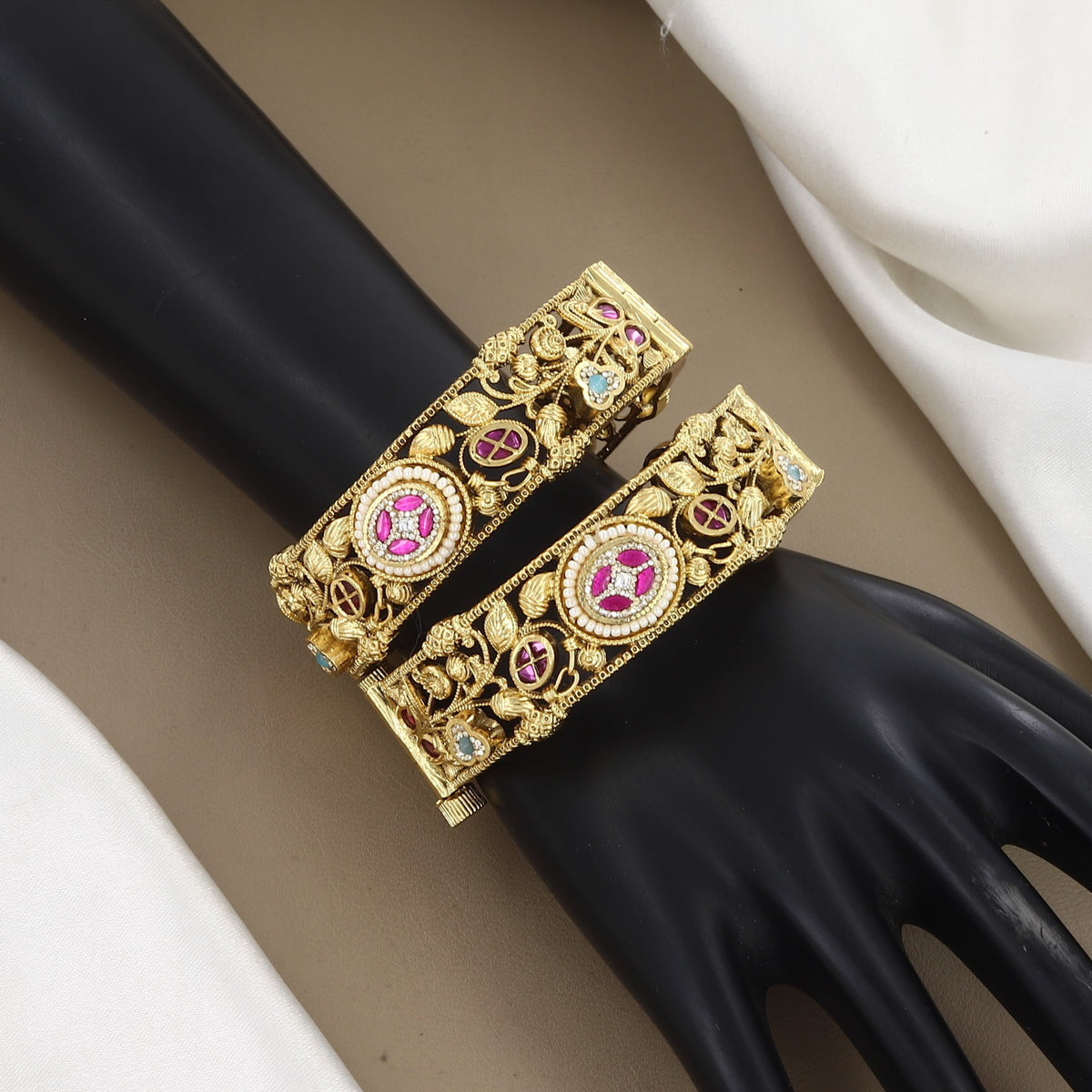Ornate Floral Ruby & Gold Patla Bangle Patla Set