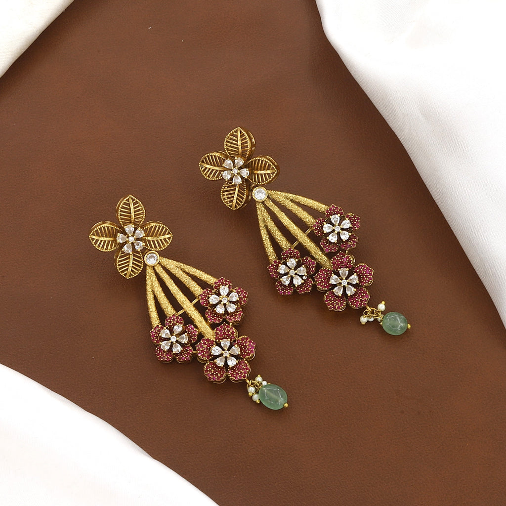 Floral Gold-Plated Choker Necklace & Earring Set
