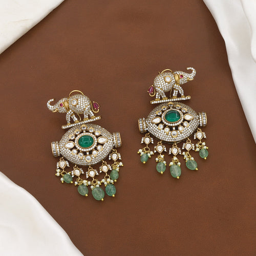 Antique Elephant Design Kundan & Emerald Jewelry Set