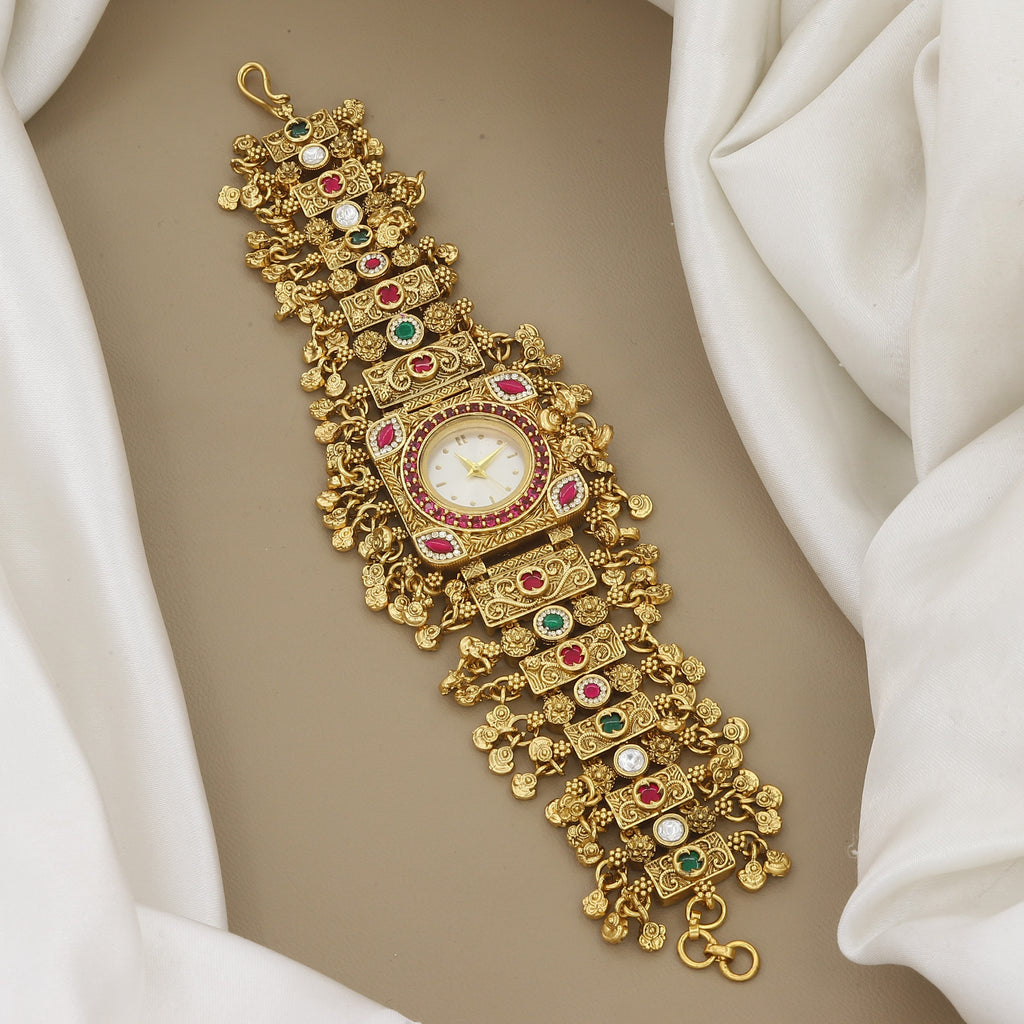Grand Traditional Gold-Plated Stone-Studded Watch Bracelet