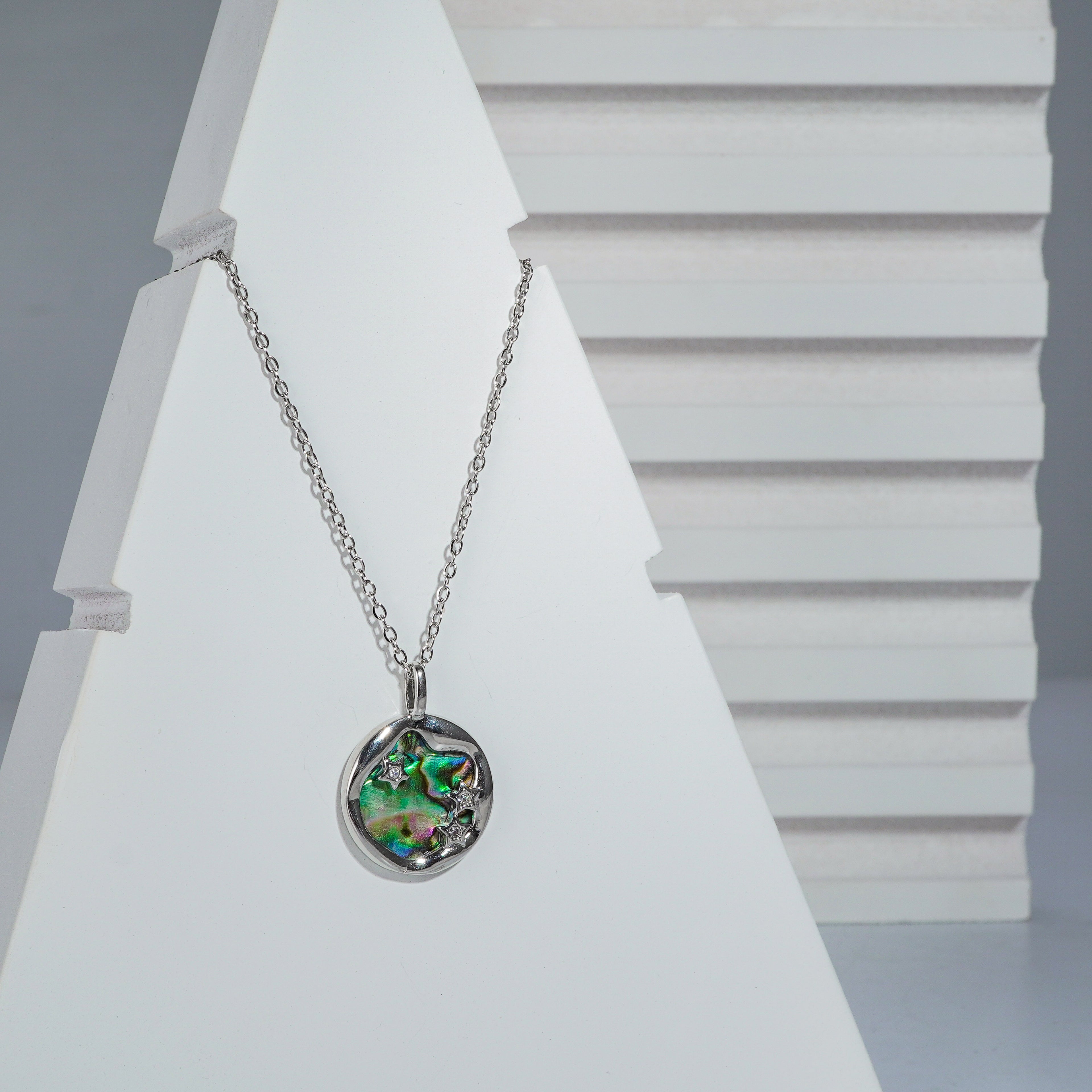 Silverpolished Collage Wear Western Pendent Chain