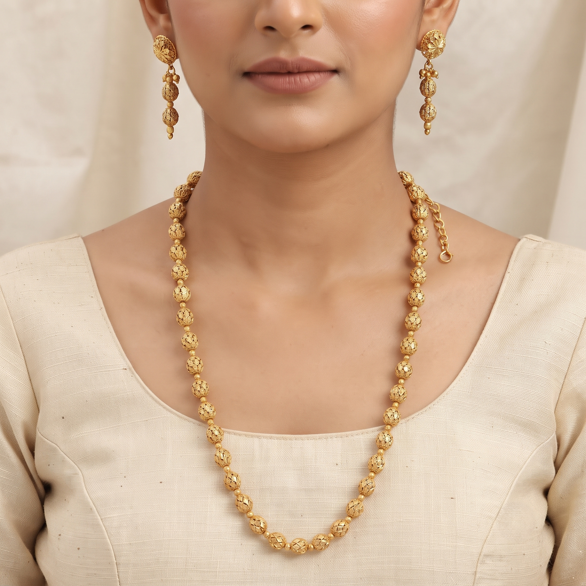 Traditional Gold-Plated Lattice Beaded Mala Set with Earrings