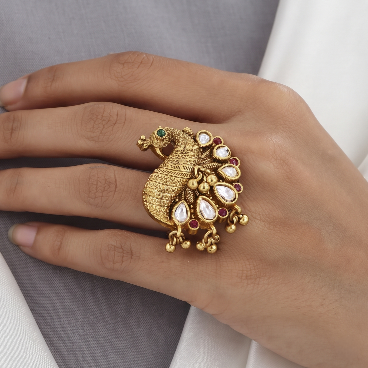 Gold-Plated Peacock Antique Finger Ring