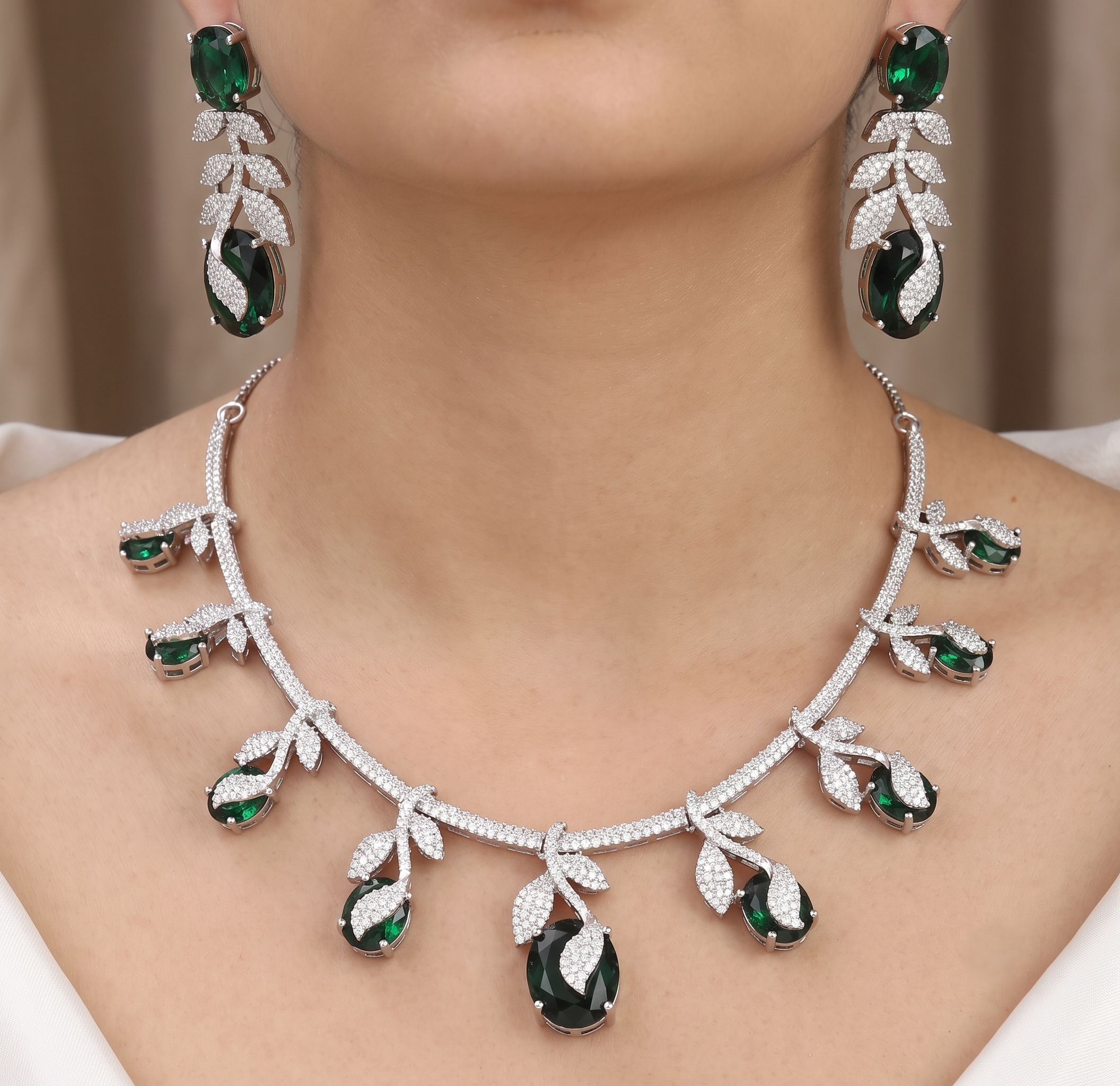 Silver Plated Elegant Emerald & Diamond Necklace Set with Matching Earrings