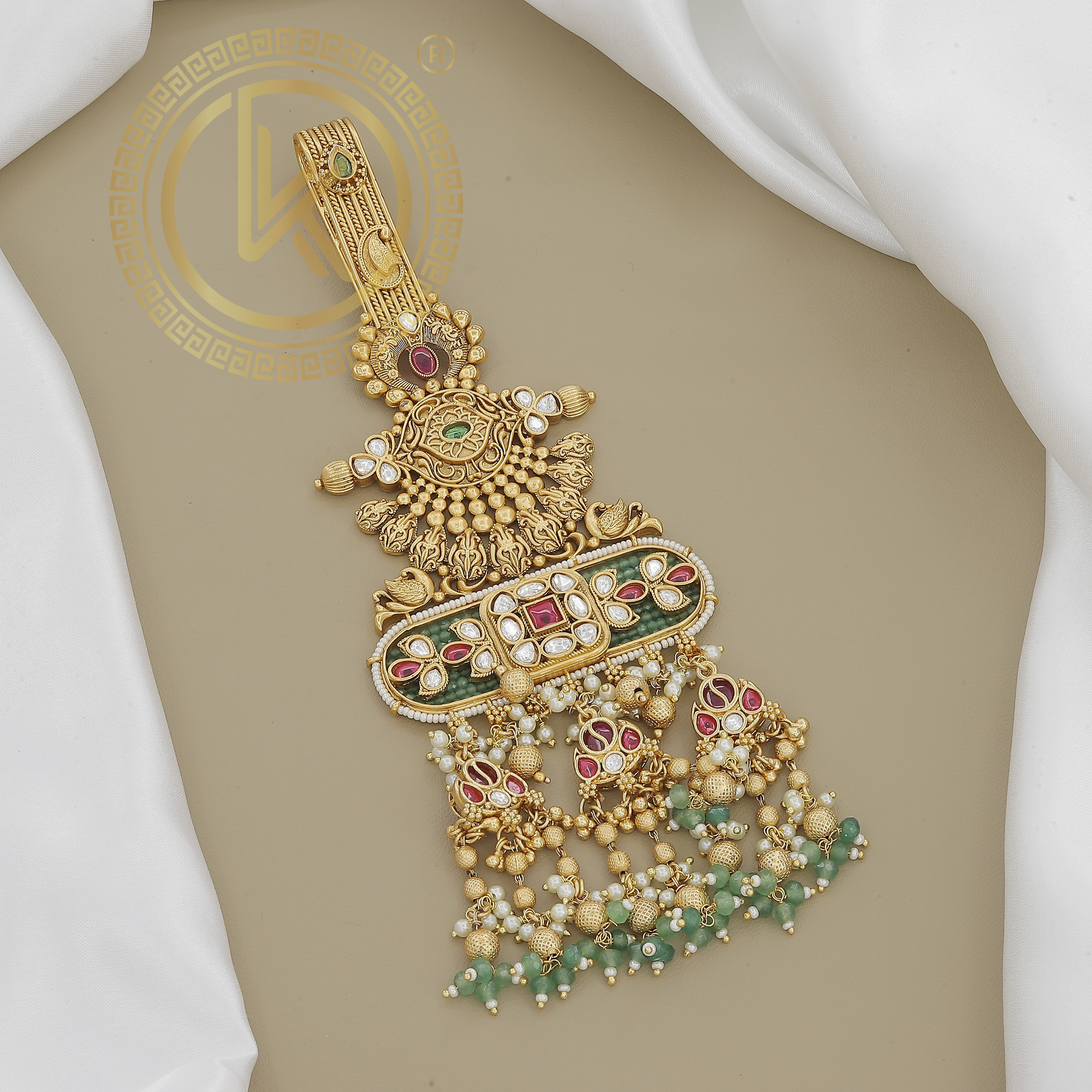 Gold Belly Juda with Green Beads, Kundan, and Pearl Detailing