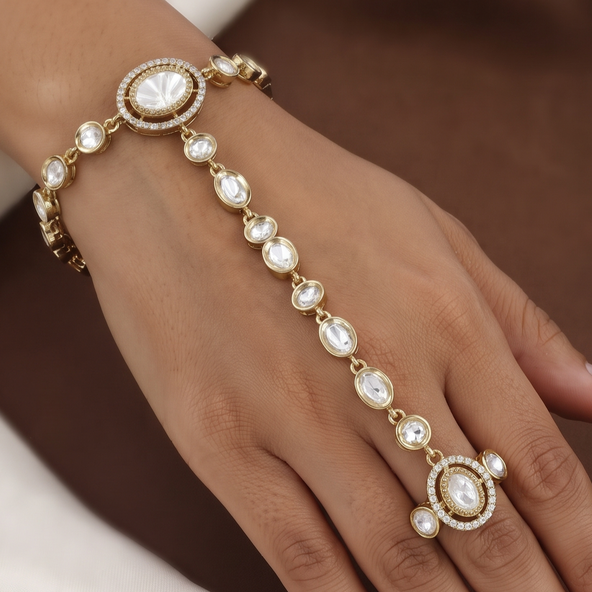 Mehndi Polished Polki & Emerald Stone Haathphool